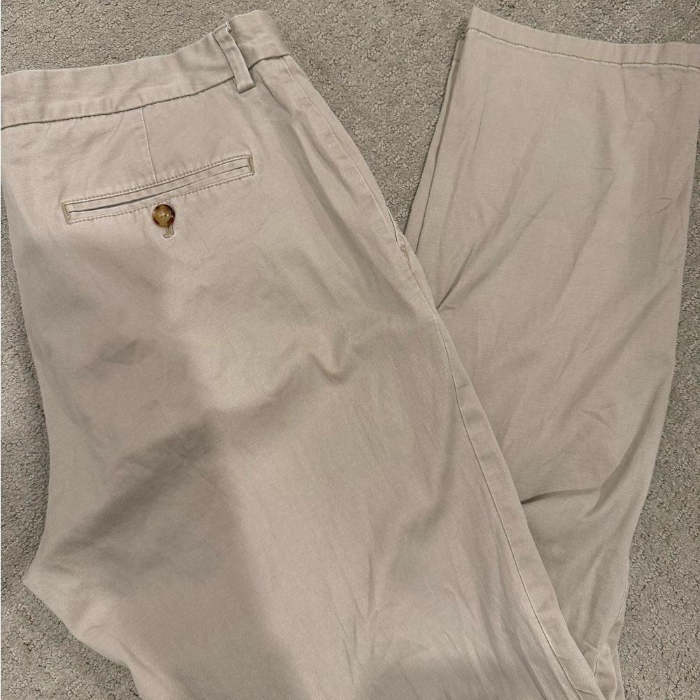 Men’s 36x32 Vineyard Vines Chinos